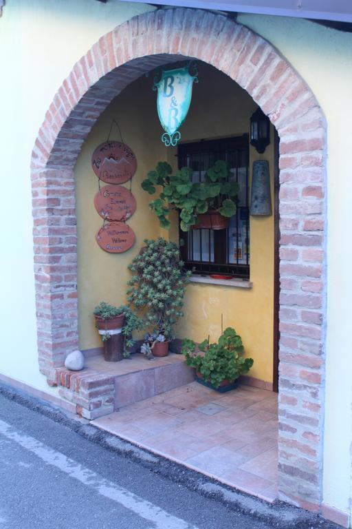 Tra... Monti E Vigne Bed and breakfast