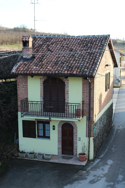 Tra... Monti E Vigne Bed and breakfast La Morra